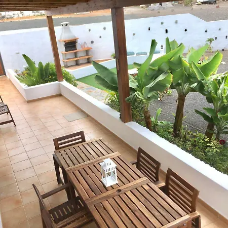 La Costa טינאחו