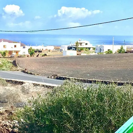 Εξοχικό σπίτι La Costa Tinajo